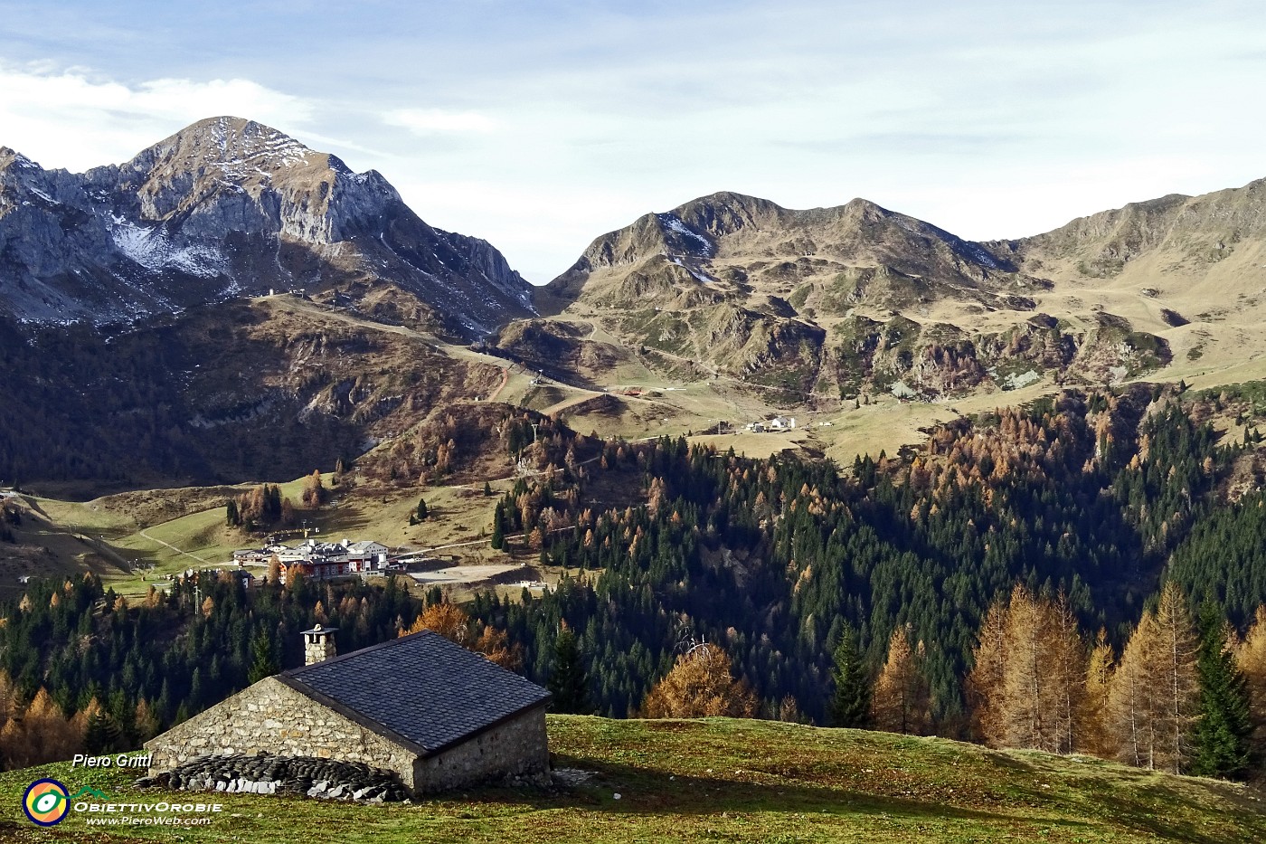 27 Baita Nuova (1759 m) con vista su San Simone.JPG -                                